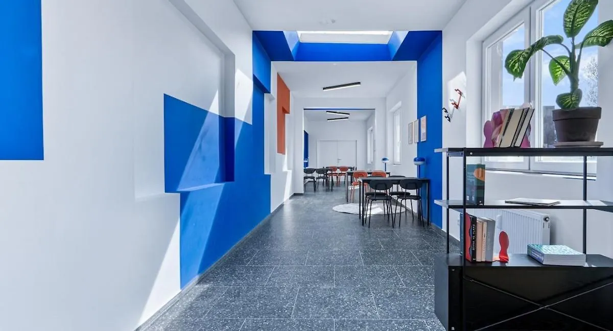 Apartment Live-Inn Prague Cozy Suite For 1-4 Guests, 20 Mins To Center, Lift, Gym, Reception, Parking, Roof Terrace, Game & Party Czech Republic