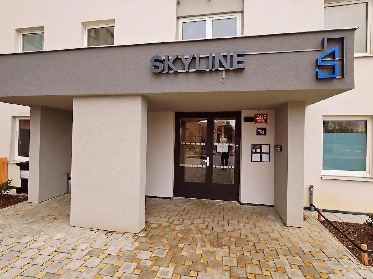 Apartment Live-Inn Prague Cozy Suite For 1-4 Guests, 20 Mins To Center, Lift, Gym, Reception, Parking, Roof Terrace, Game & Party Czech Republic