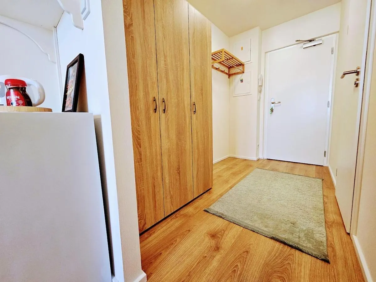 Apartment Live-Inn Prague Cozy Suite For 1-4 Guests, 20 Mins To Center, Lift, Gym, Reception, Parking, Roof Terrace, Game & Party