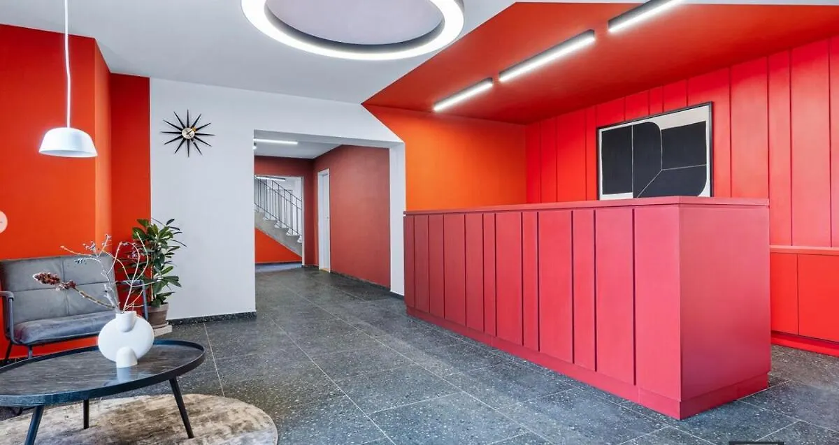 Apartment Live-Inn Prague Cozy Suite For 1-4 Guests, 20 Mins To Center, Lift, Gym, Reception, Parking, Roof Terrace, Game & Party