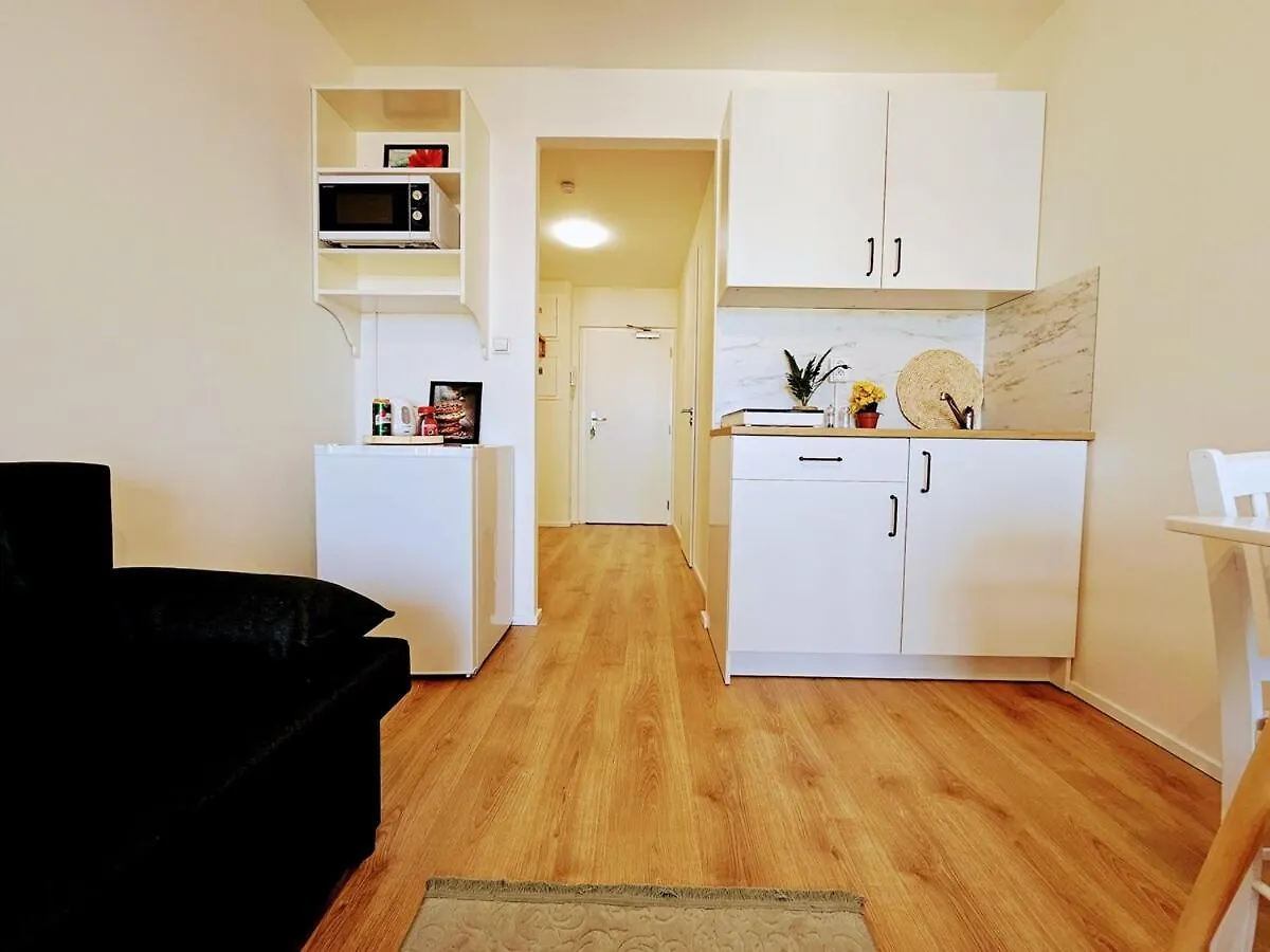 Live-Inn Prague Cozy Suite For 1-4 Guests, 20 Mins To Center, Lift, Gym, Reception, Parking, Roof Terrace, Game & Party 0*,  Czech Republic